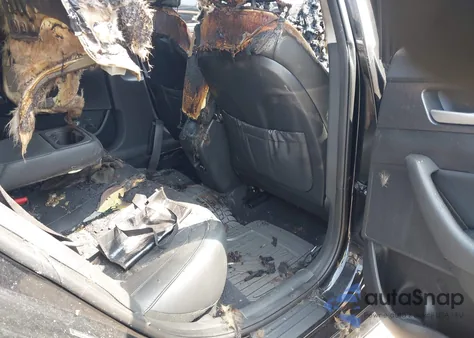 2017 Hyundai Sonata Sport z USA, uszkodzony, nr VIN 5NPE34AFXHH462720